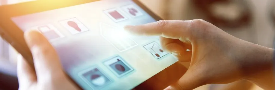 Tablet Tablet wird mit einer Hand gesteuert